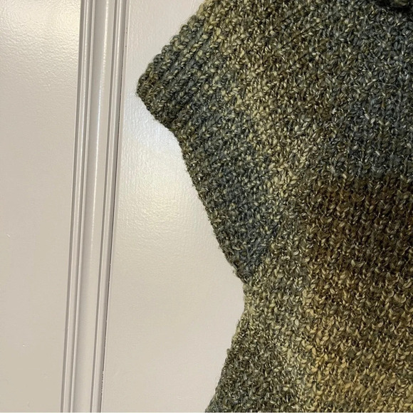 II Sisters Cowl Neck Chunky Knit Sweater Dress Green with Pockets Size Medium - Picture 8 of 9